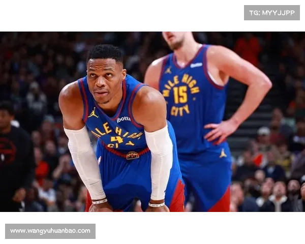 NBA疯狂一夜!1换1交易达成,威少加盟掘金,快船季前赛首战确定 NBA疯狂一夜!1换1交易达成,威少加盟掘金,快船季前赛首战确定